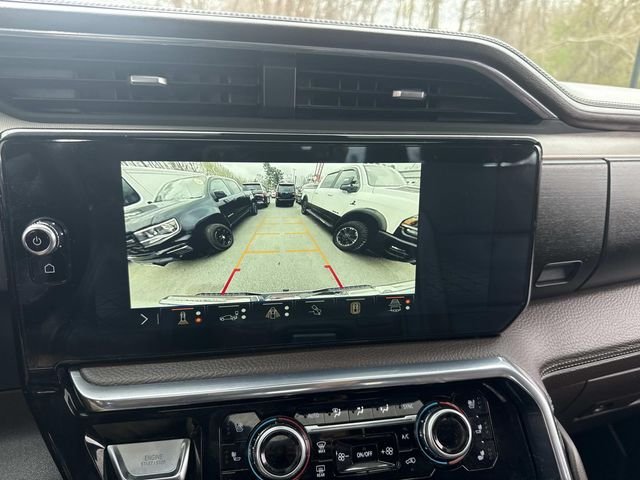 Used 2025 White Frost GMC Denali image 25