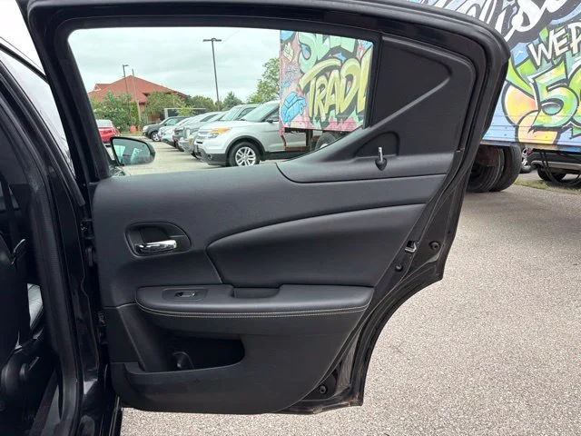 Used 2013 Black Dodge SXT image 28