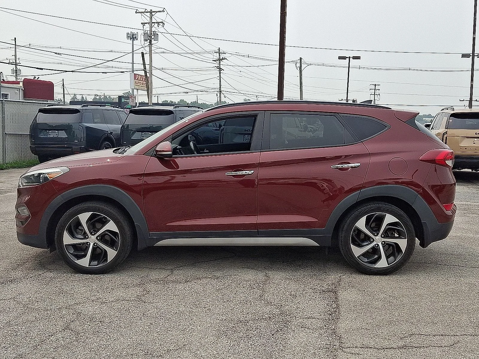 Used 2018 Red Hyundai Limited image 4