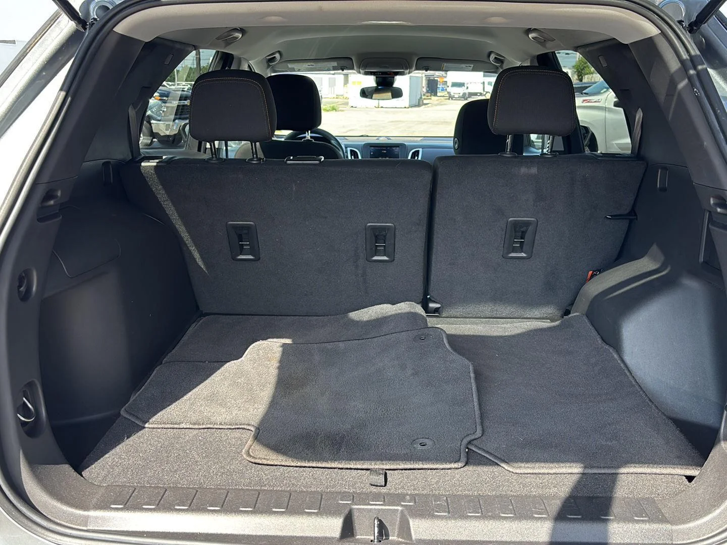 Used 2023 Sterling Gray Metallic Chevrolet LT image 27