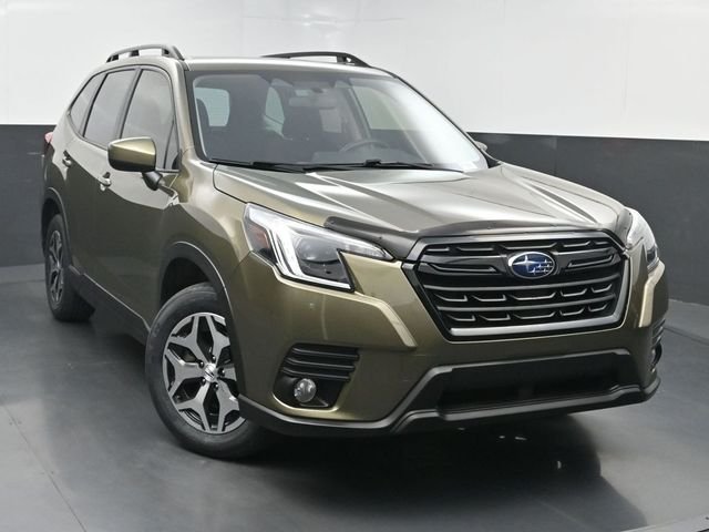 2023 Subaru Forester Premium's photo