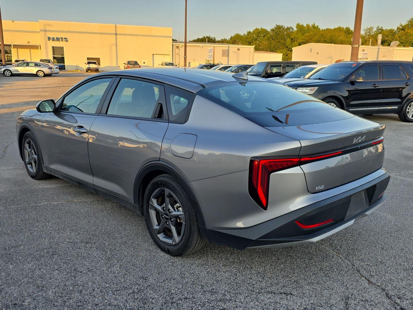Used 2025 Steel Gray Kia LXS image 5
