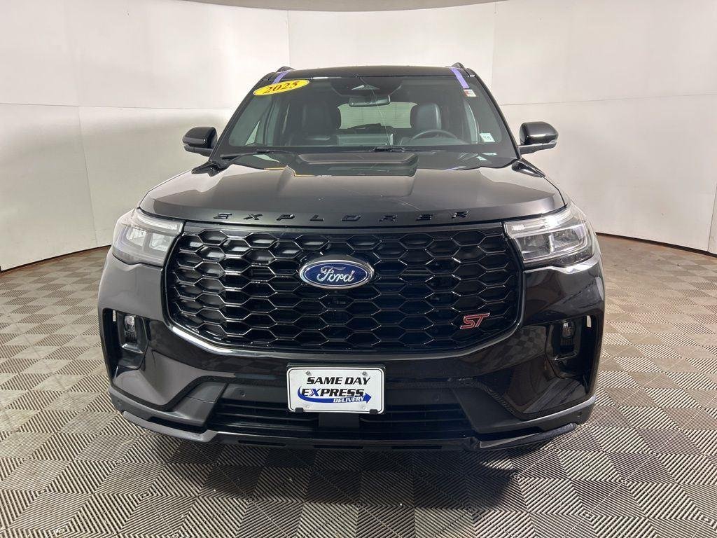 Used 2025 Black Metallic Ford ST image 15