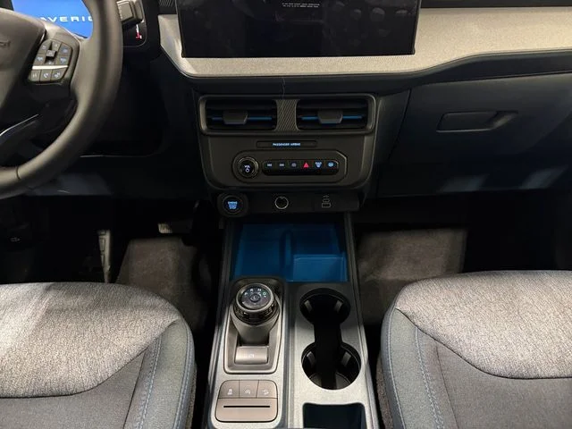 2026 Ford Maverick XLT - Photo 11