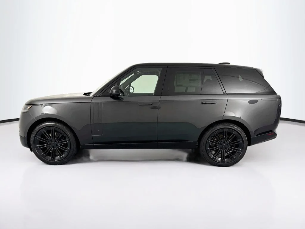 New 2026 Carpathian Grey Land Rover SE image 8