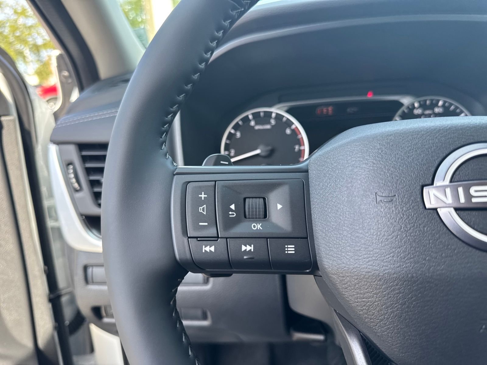 New 2026 Nissan Rogue Dark Armor 4D Sport Utility