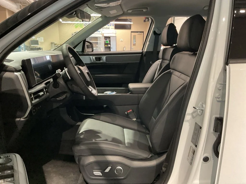New 2026 White Hyundai SEL image 10