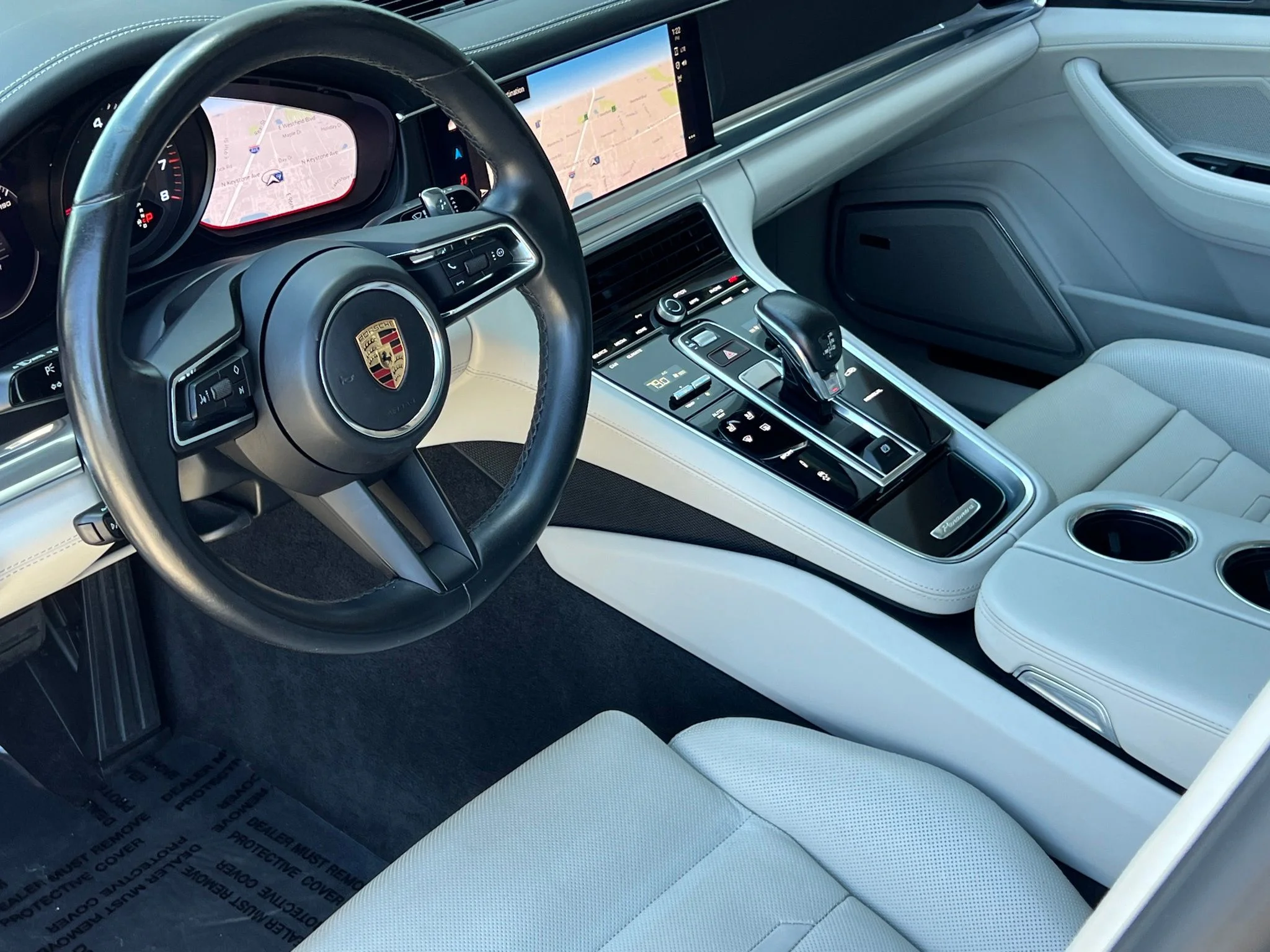 Used 2023  Porsche 4 Platinum Edition image 22
