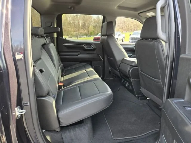 Used 2025 Titanium Rush Metallic GMC SLT image 21