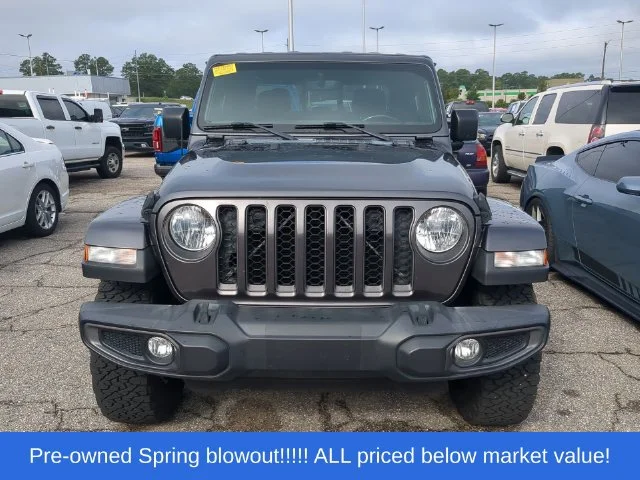 Used 2021 Gray Jeep Sport image 5