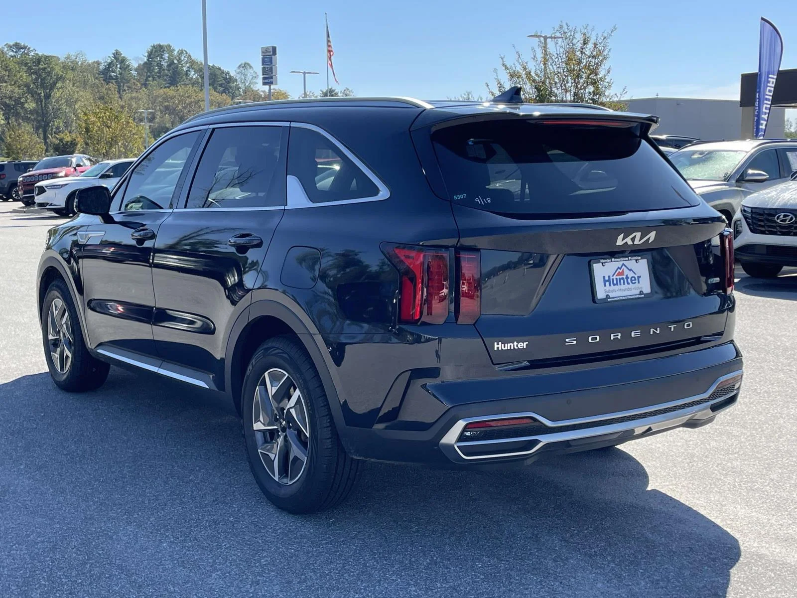 Used 2022 Gravity Blue Kia EX image 25