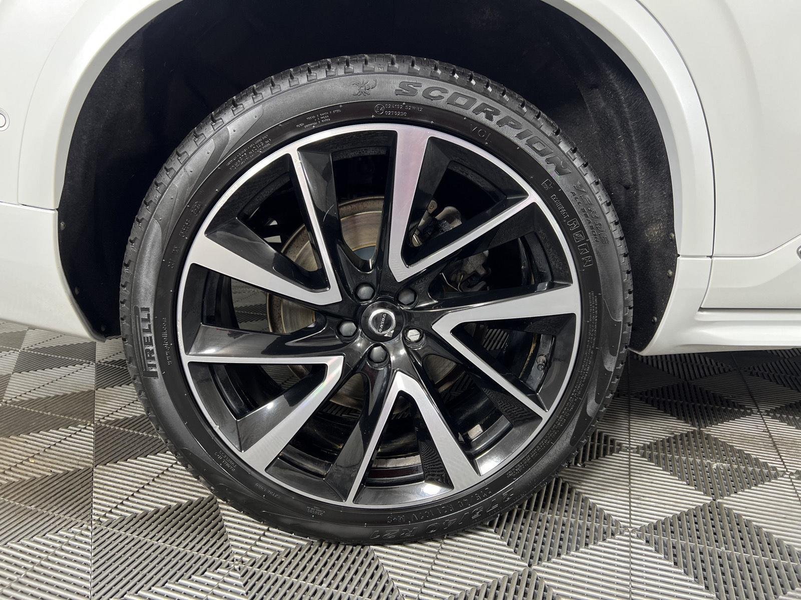 Used 2023 Crystal White Metallic Volvo Plus image 11