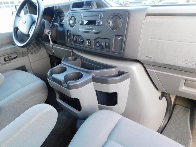 Used 2012 White Ford XLT image 17
