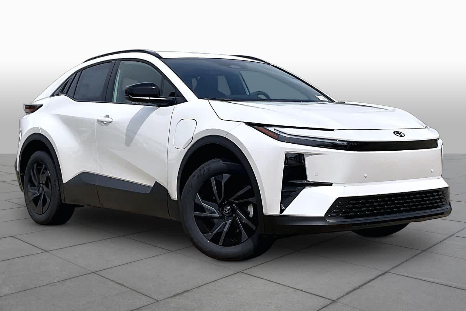 2026 Toyota C-HR SE - Photo 2