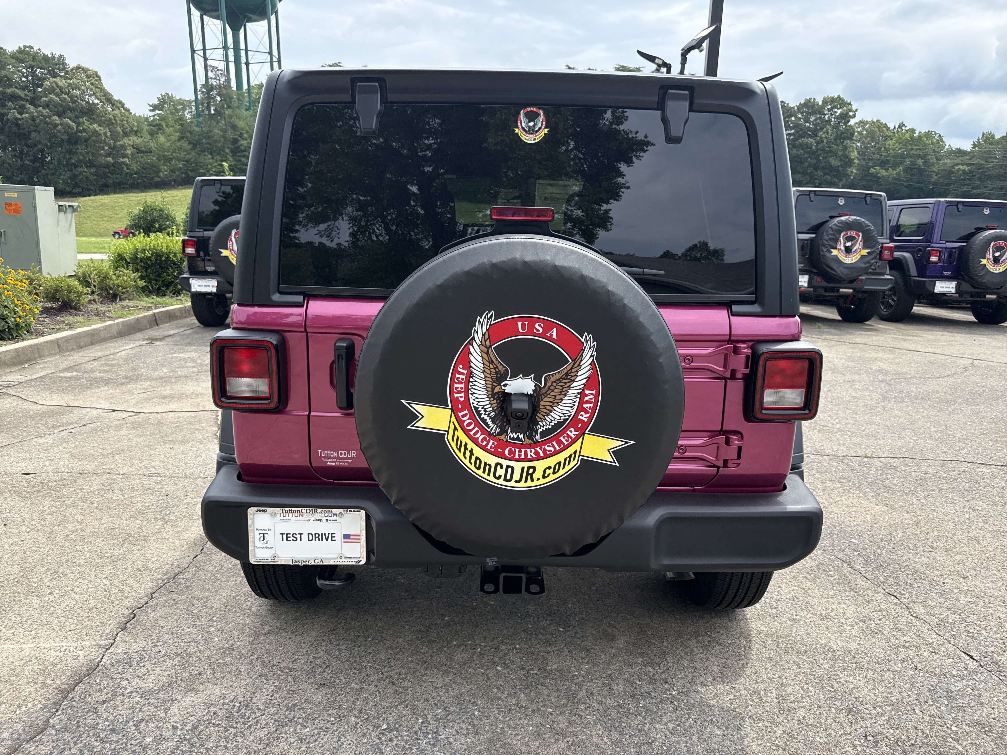New 2026 Tuscadero Pearlcoat Jeep Sport S image 6