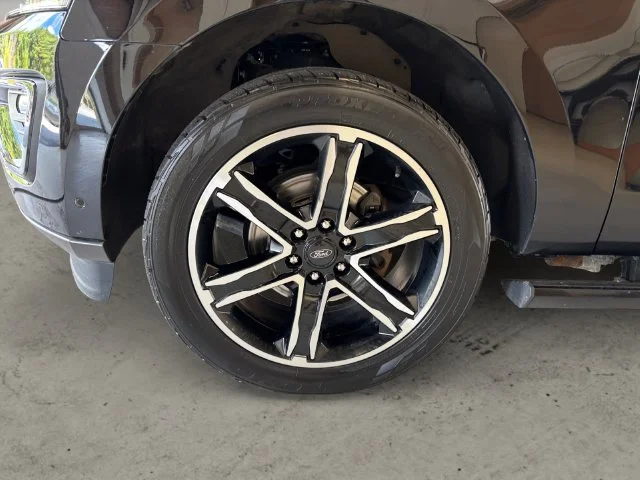 Used 2021 Black Ford Limited image 15