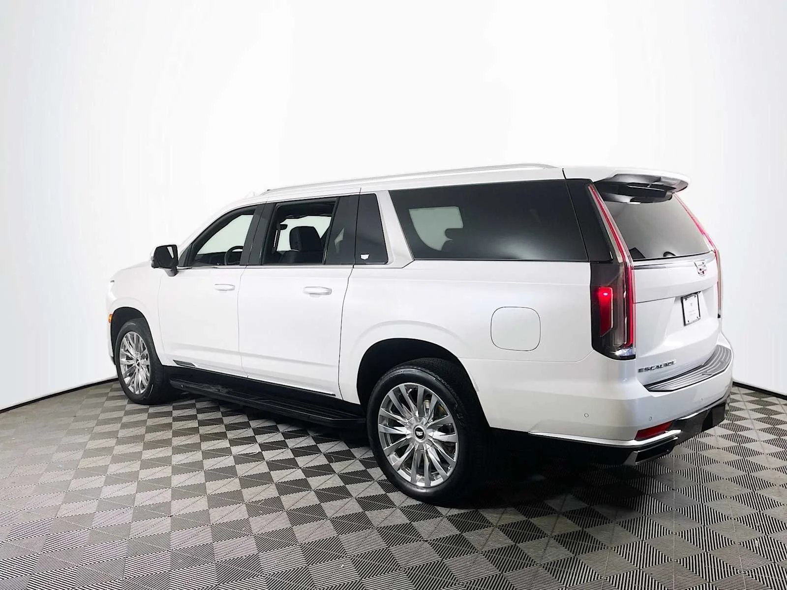 Certified Used 2024 Crystal White Tricoat Cadillac 4WD Premium Luxury image 6