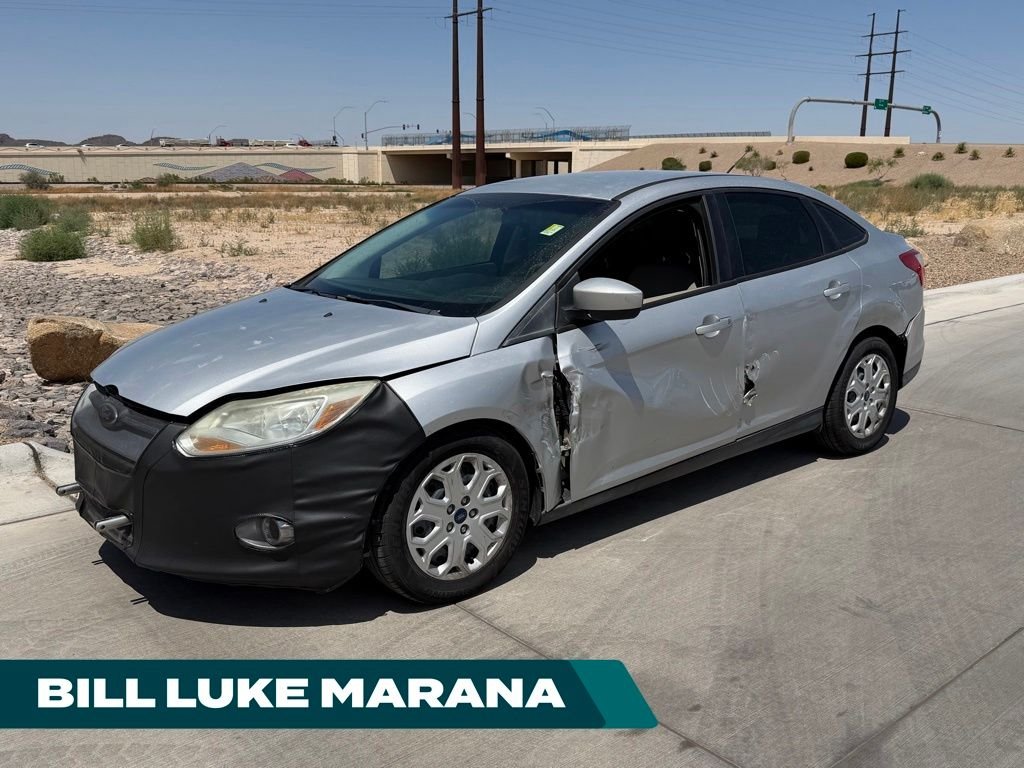 2012 Ford Focus Sedan SE's photo