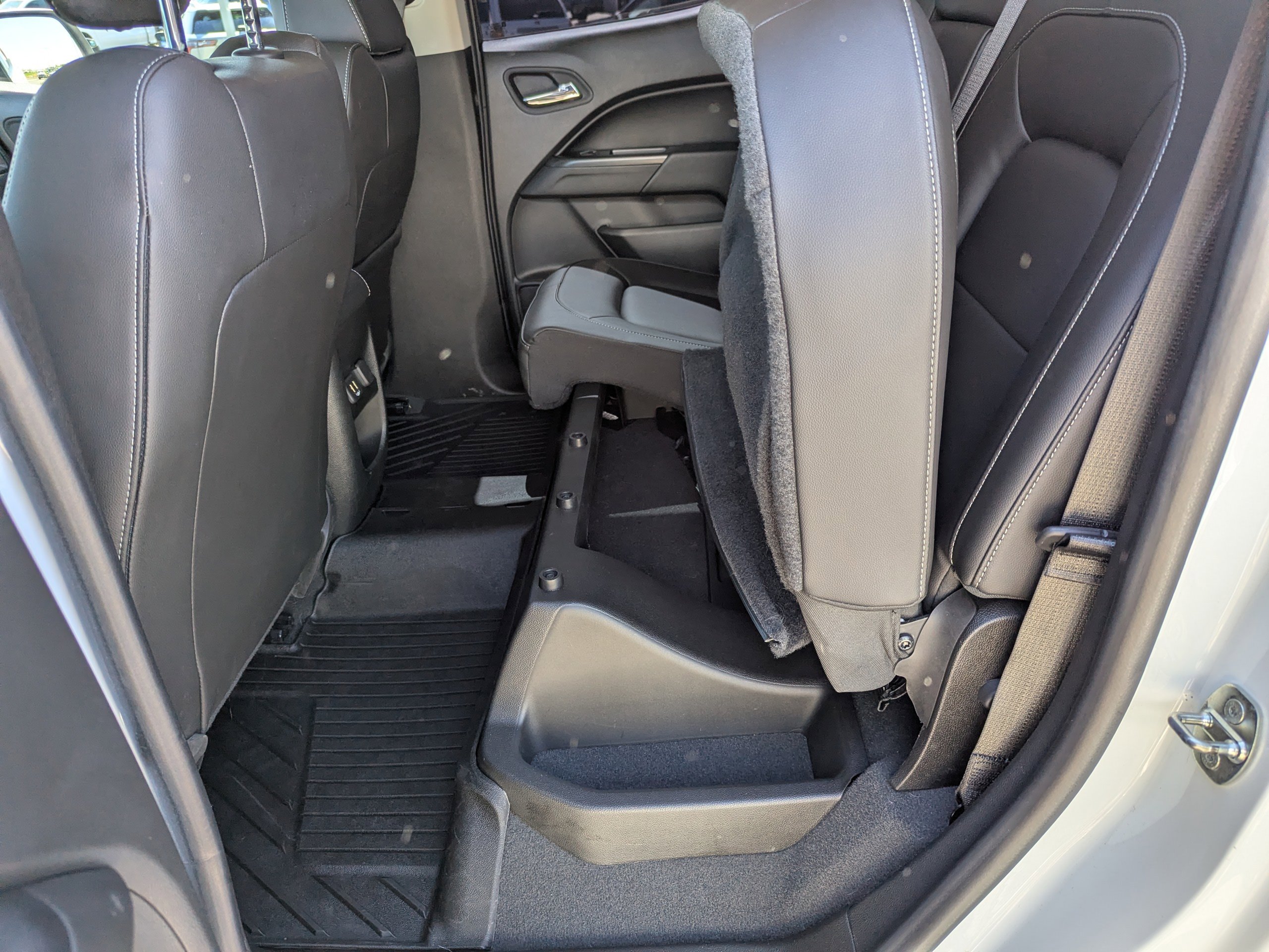 2021 Chevrolet Colorado ZR2 - Photo 32