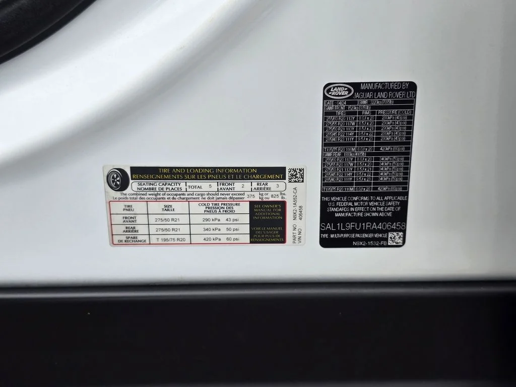 Certified Used 2024 White Land Rover Dynamic SE image 37
