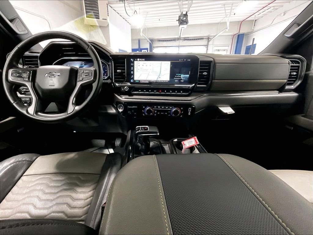 Used 2024 White Chevrolet ZR2 image 21