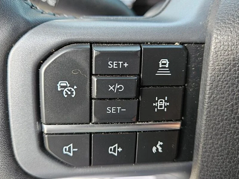 Used 2023 Oxford White Ford LARIAT image 24