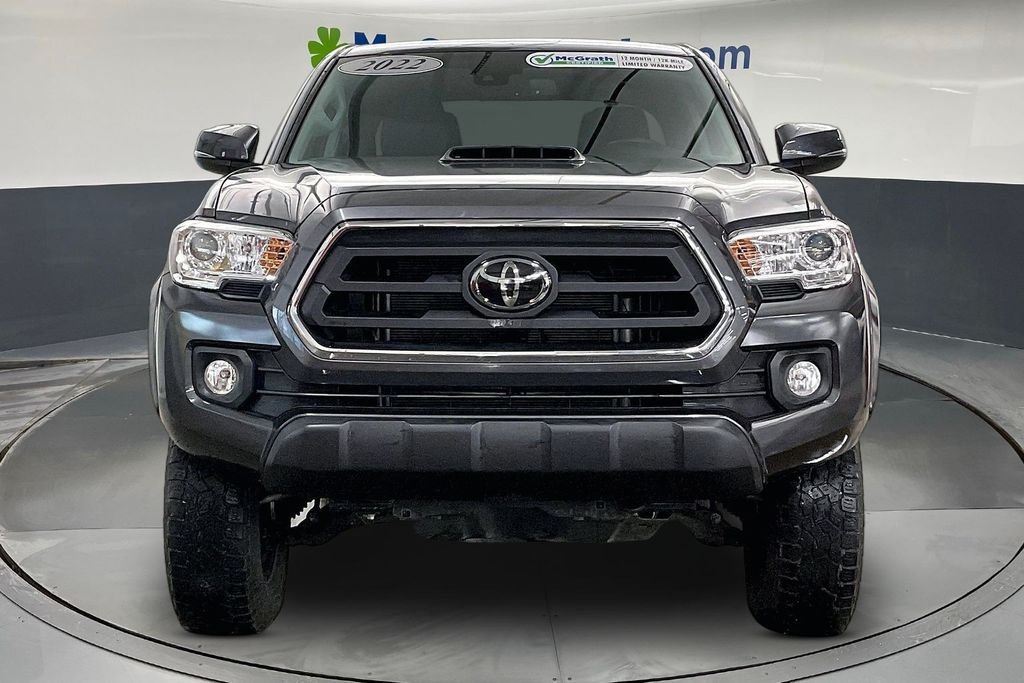 Used 2022 Gray Toyota SR5 image 6