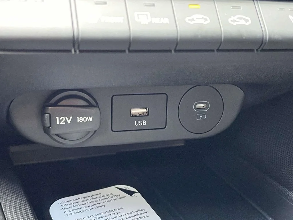 New 2026 White Hyundai Base image 31