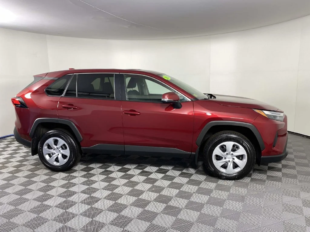 Used 2024 Pearl Toyota LE image 10