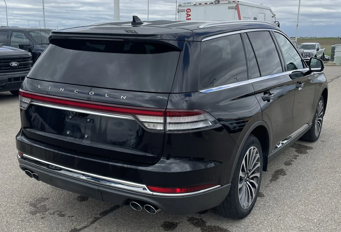 Used 2020 Black Lincoln RESERVE AWD **New Arrival** image 5