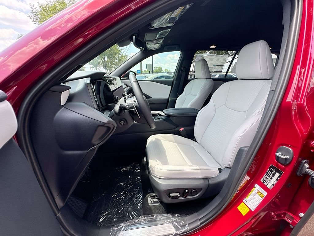 New 2026 Matador Red Mica Lexus  image 19