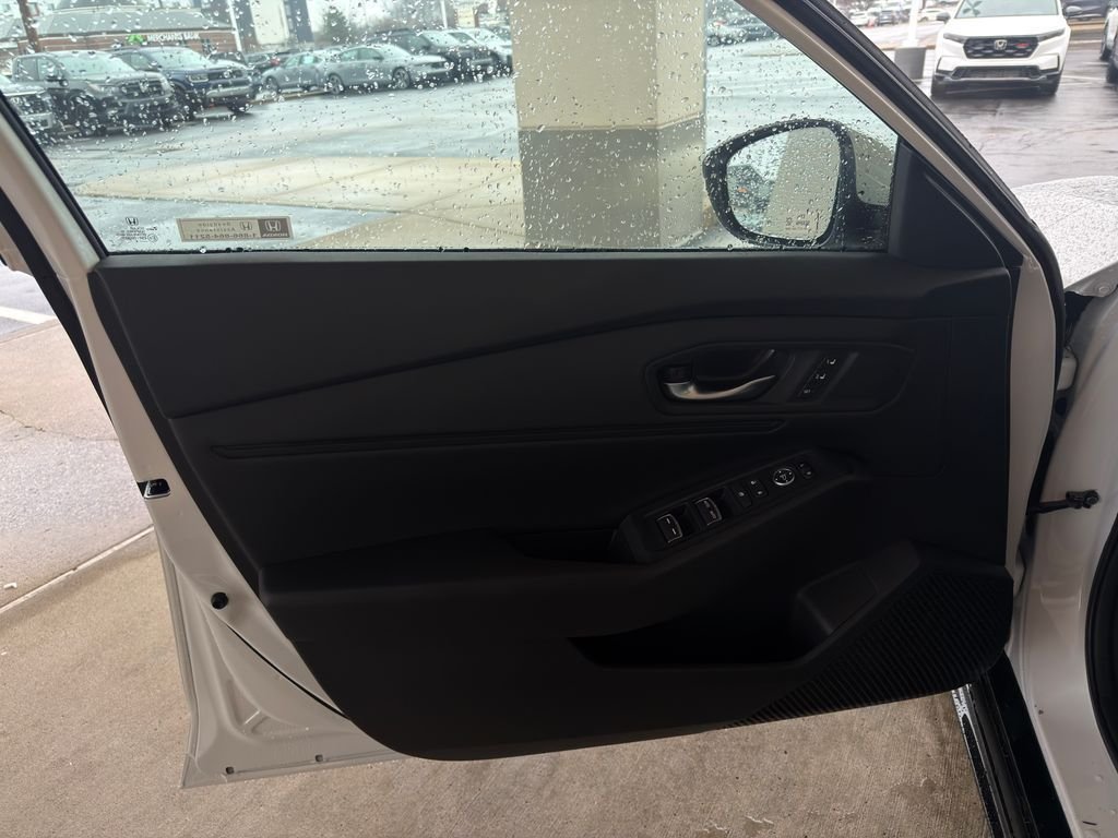 Used 2026 White Honda EX-L image 18