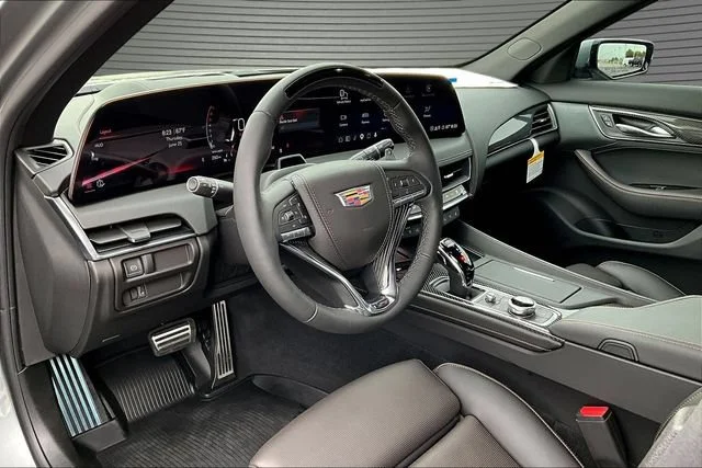 2026 Cadillac CT5 V-Series - Photo 7