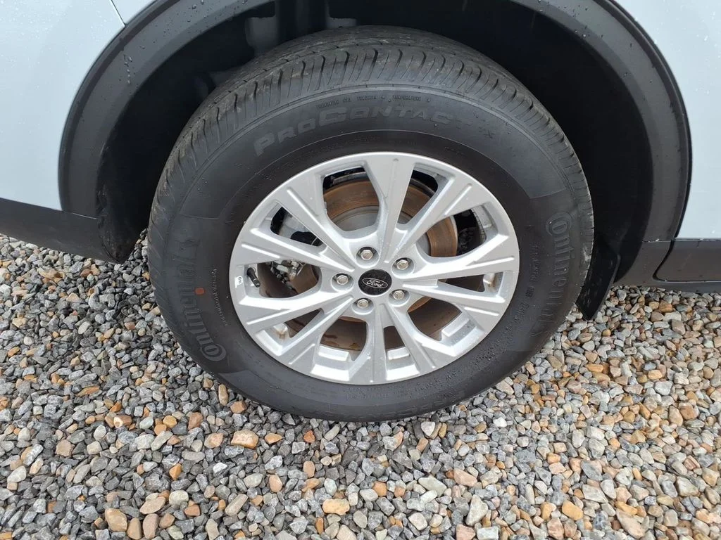 Used 2025 Silver Ford Active image 20