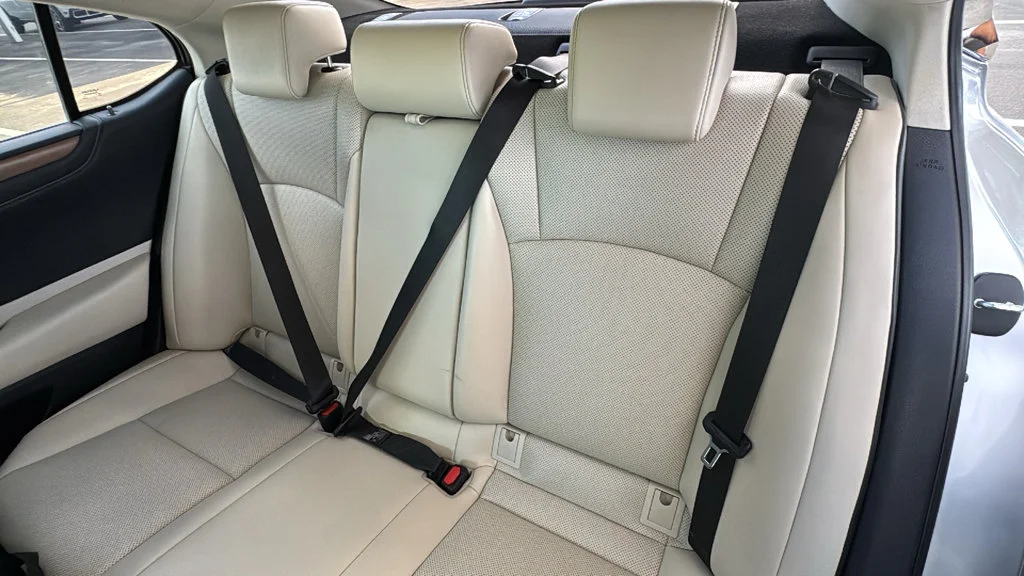 Certified Used 2023 Silver Lexus 300h image 23