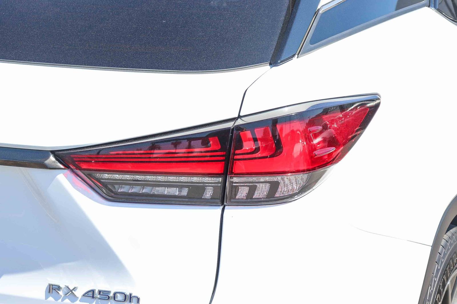 Used 2020 White Lexus 450h F Sport image 8