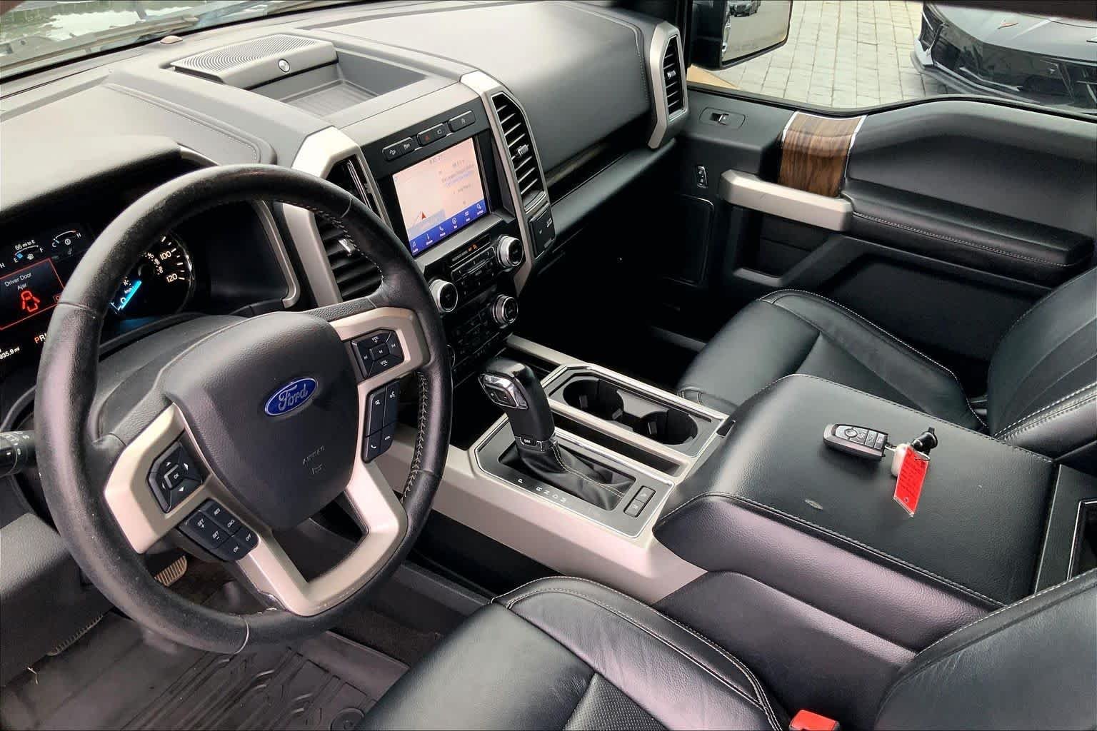 Used 2019 Agate Black Metallic Ford LARIAT image 15