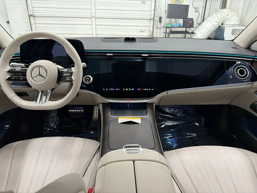 New 2027 White Mercedes-Benz S 500 image 24