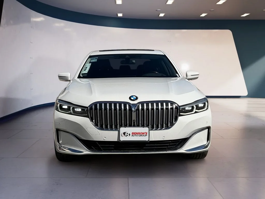 2022 BMW 7 Series 740i - Photo 8