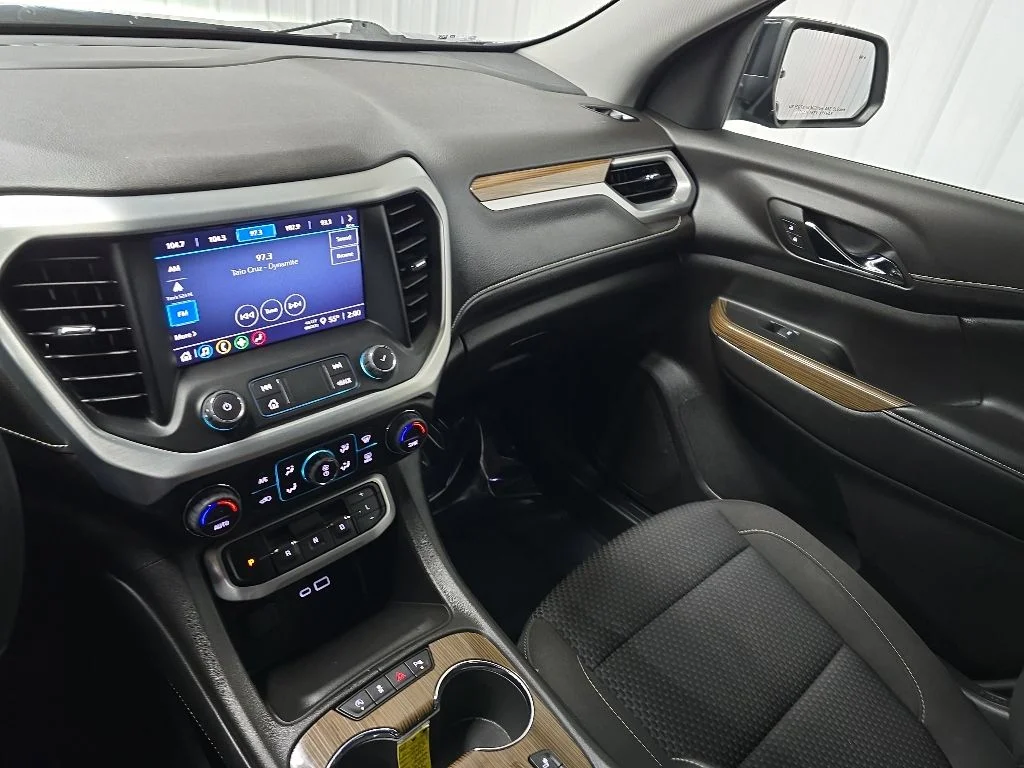 Used 2023 Black GMC SLE image 25