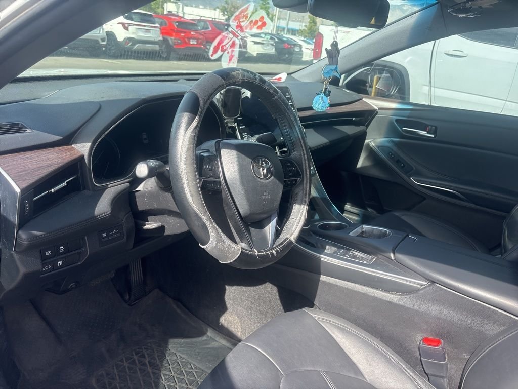 Used 2022 White Toyota XLE Plus image 9