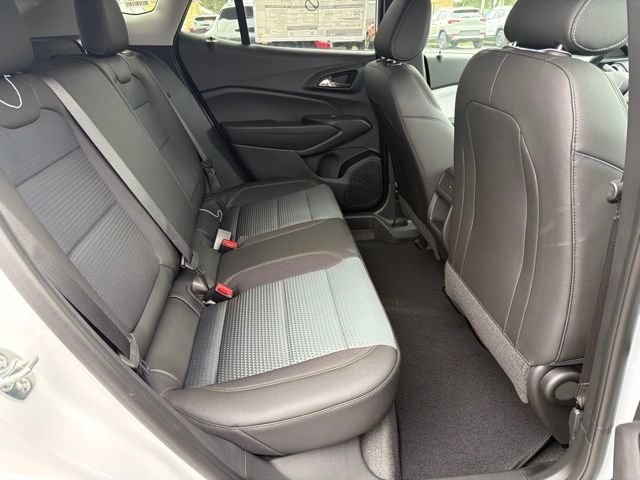 Used 2026 Summit White Chevrolet LT image 17