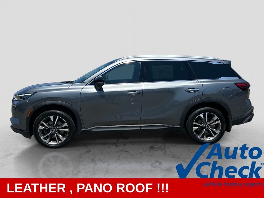 Used 2023 Gray INFINITI LUXE image 2