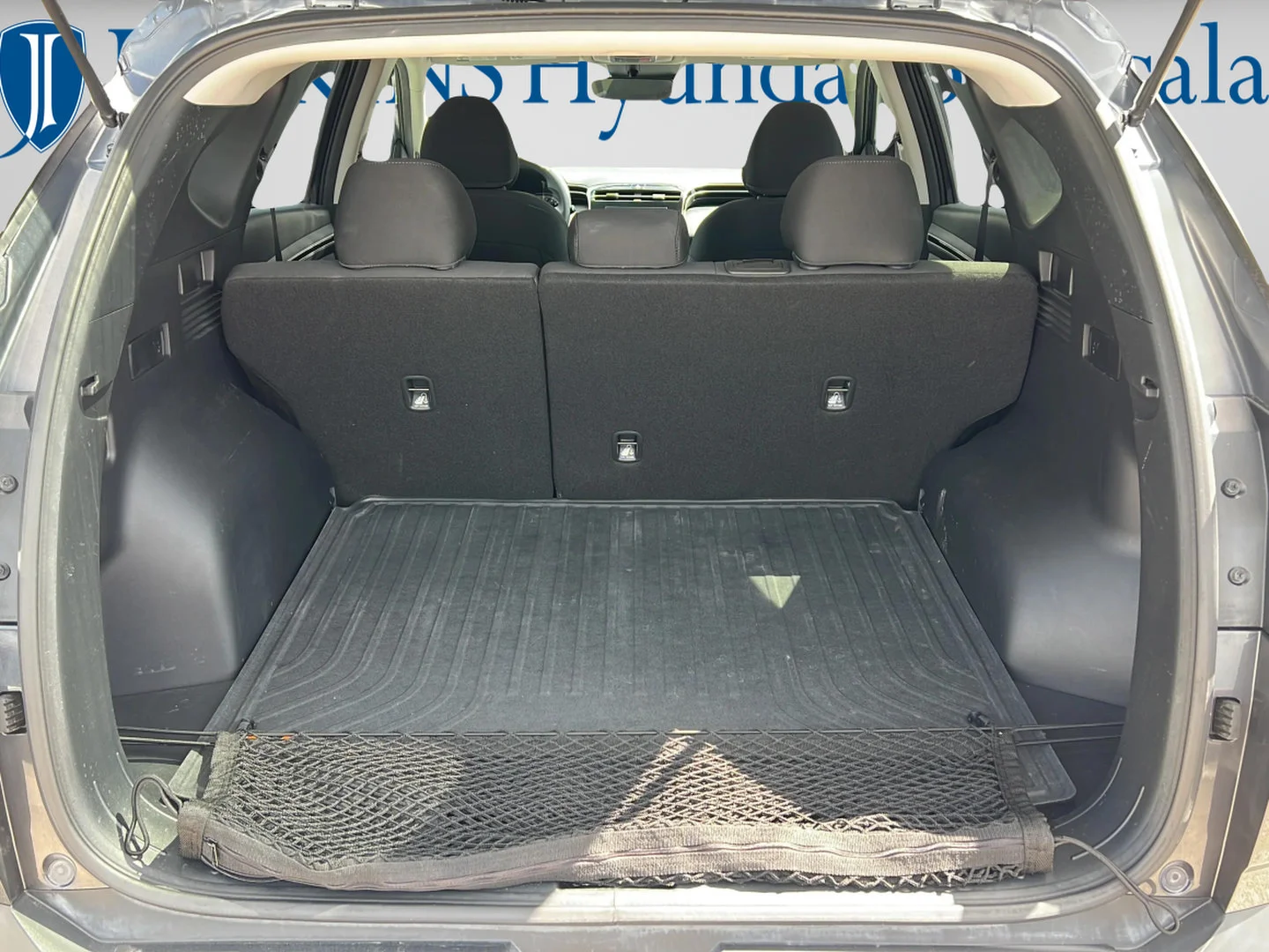 Used 2022 Portofino Gray Hyundai SEL image 10