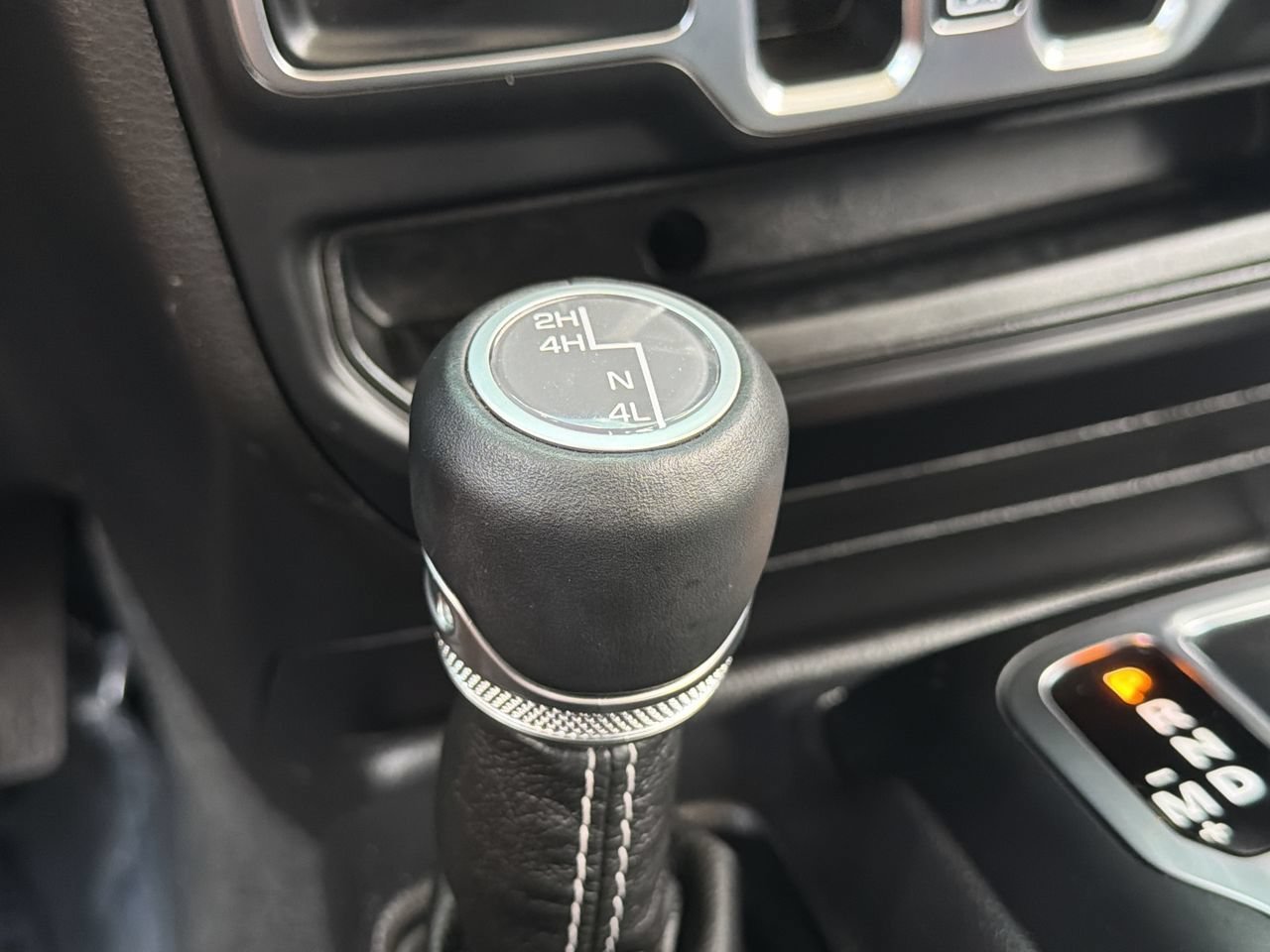 Used 2022 Sting-Gray Clearcoat Jeep Unlimited Sahara image 24
