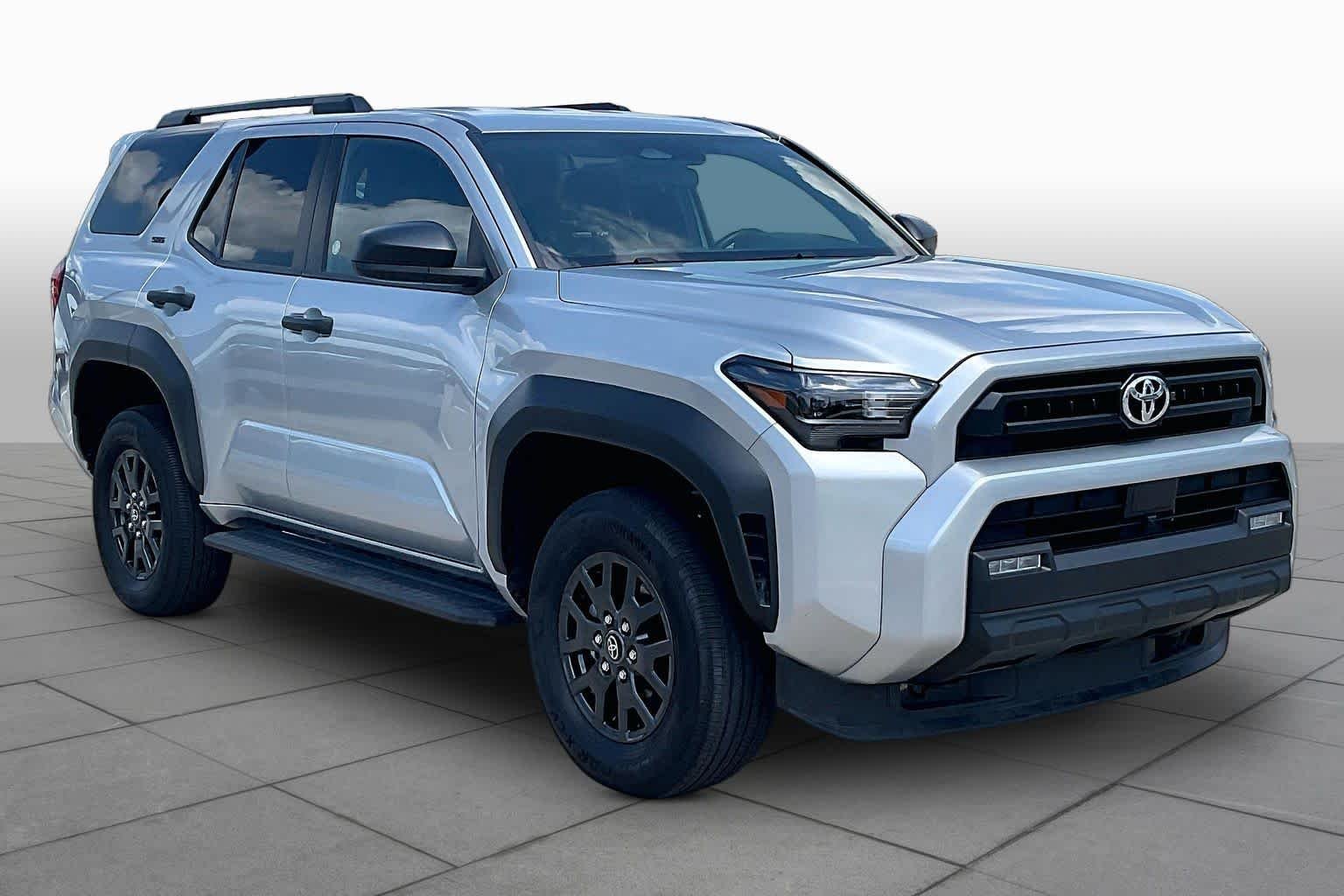 Used 2025 Cutting Edge Toyota SR5 image 3
