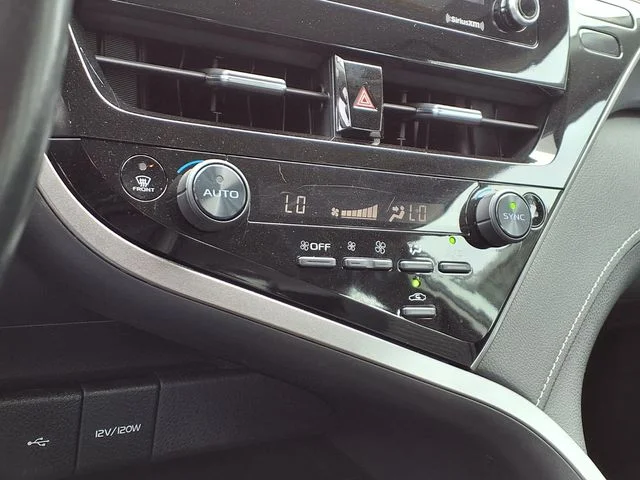 Used 2022 White Toyota SE image 7