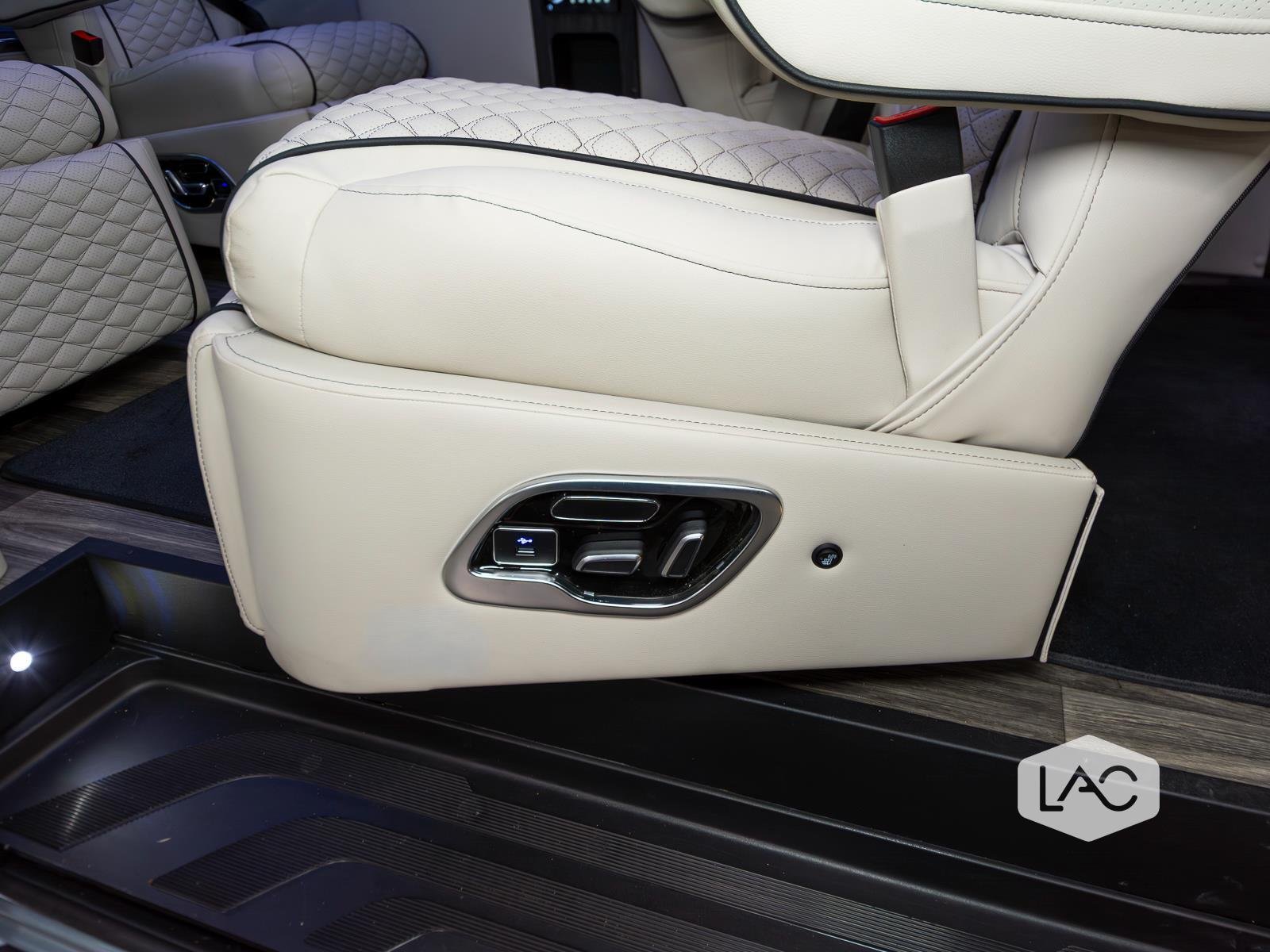 New 2026 Hightech Silver OGV LUXURY COACH AWD ADV PKG 2.1 w/ Comfort Seats image 9