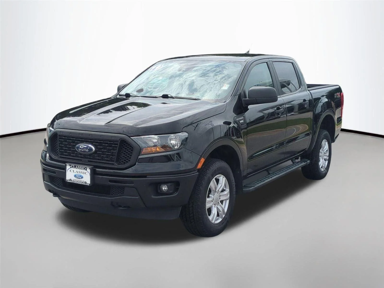 Used 2019 Shadow Black Ford XL image 1
