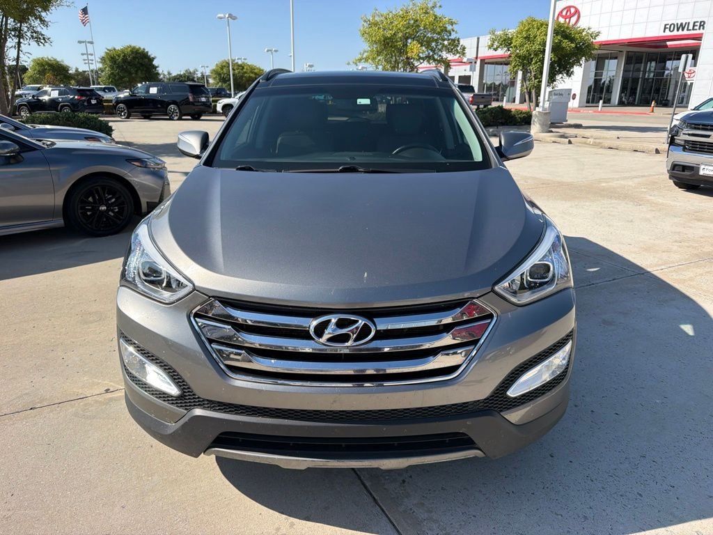 Used 2014 Gray Hyundai Base image 2